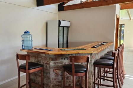 RH - Bar